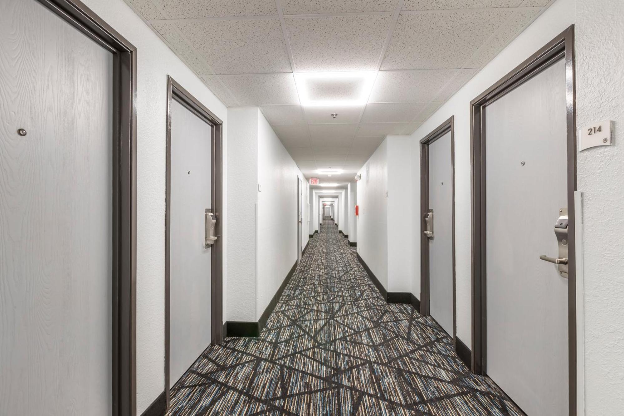 Quality Inn Newton At I-80 Exterior foto